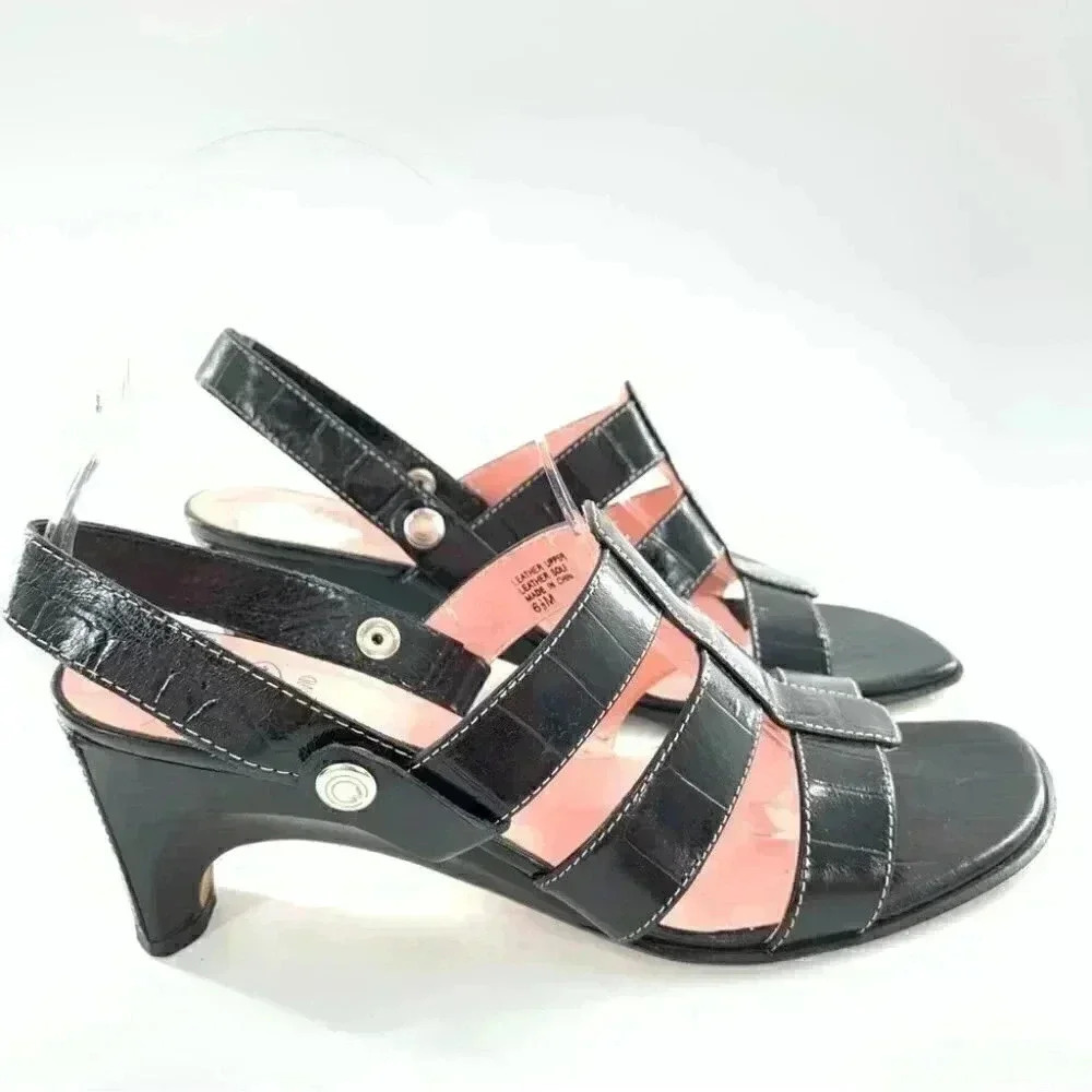 Joan and David heels size 6.5 black leather vintage 80s 90s tortoise embrossed